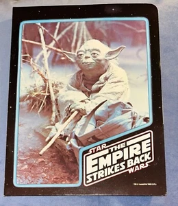 STAR WARS L'IMPERO COLPISCE ANCORA CARTELLA PORTAFOGLIO 8445 1980 YODA - Foto 1 di 4