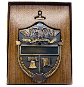 Campana de colección Americana Latón Heritage Puerta Llamador Placa Bandera de Águila Hecha en EE. UU. - Imagen 1 de 4