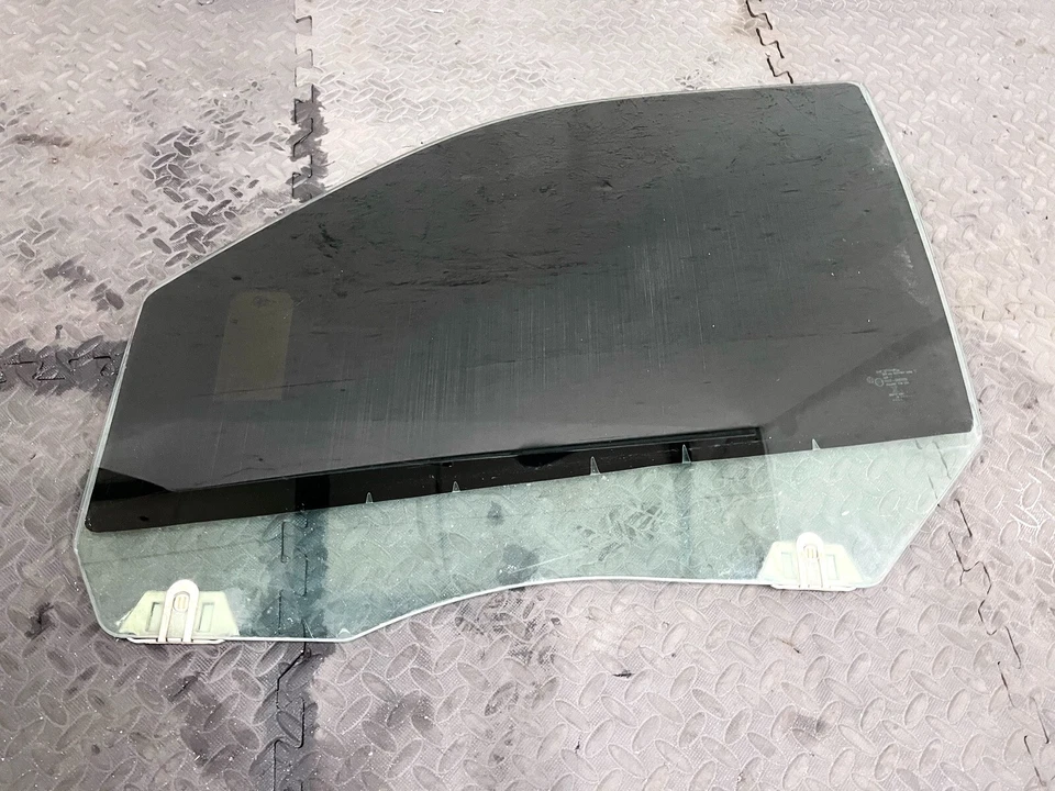 13-22 道奇 RAM 1500 2500 前右通行证侧门窗玻璃原始设备制造商 — 第 1/4 张图片