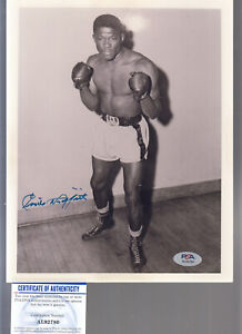 Emile Griffith Signed Photo 8x10 Autographed Boxing PSA/DNA AL92780