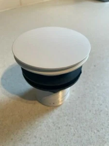 ungeschlitzter Badewannenablauf weiß für Badewannen ohne Überlauf - 70 mm Gewinde - halber Preis - Bild 1 von 4