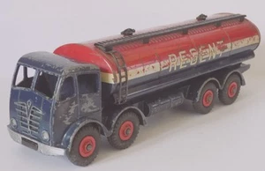 Dinky Supertoys No.942 Foden 14 Ton Tanker Regent (1955-57). - Picture 1 of 10