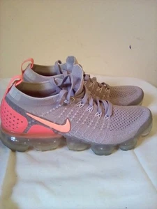Nike Air Vapormax Flyknit To Gray Crimson Size 8 Women's Sneakers 2018 - Picture 1 of 6