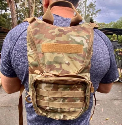 Camouflage - Hydration Pack Bag and Bladder 3Litre, Waterproof Camelbak backpack - image 1 of 4