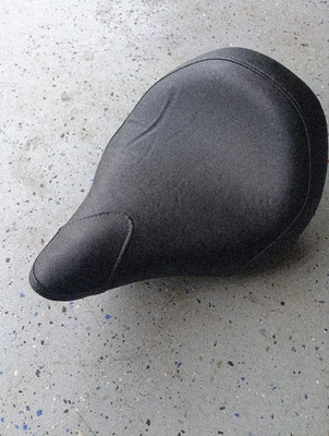 Yamaha xvs950 2016 Bolt R Spec asiento del conductor Foto 1 de 4