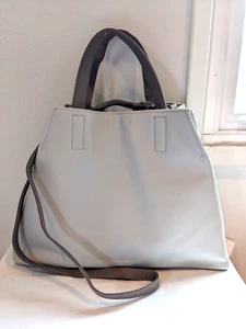 Borsa a tracolla Ultra Chi in finta pelle tote con cinturino colore grigio chiaro tasca con cerniera - Foto 1 di 10