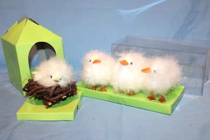 Pier 1 Imports Set of 3 Fuzzy Ducks and 1 Chick in a Nest Easter Decor NEW Read - Picture 1 of 16