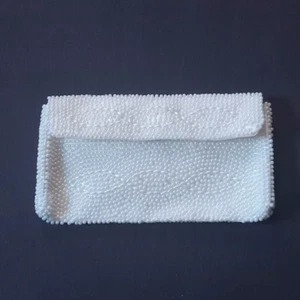 Vintage White Beaded Clutch Purse Clasp Opening Made In Japan - Picture 1 of 10