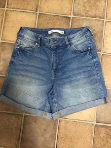 Denim - Womens - size 8 - Shorts 😊 - Picture 1 of 4
