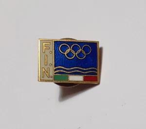 VECCHIA SPILLA PIN SMALTATA DISTINTIVO ITALIA OLIMPIADI FIN NUOTO (1,5x 1 cm) - Imagen 1 de 2