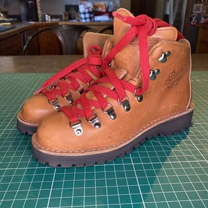 Botas de Senderismo Danner Mountain Light Cascade, Mujer 7.5M (31521) - Imagen 1 de 9