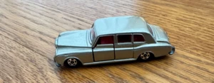 1976 Tomica Tomy ROLLS ROYCE PHANTOM VI Car No F6 S=1/78 Gold Diecast Made Japan - Picture 1 of 5