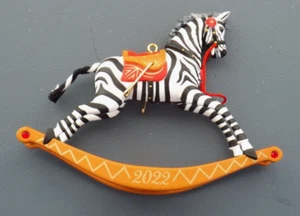 Hallmark Keepsake 2022 edición especial caballo mecedor recuerdos cebra nuevo - Imagen 1 de 9