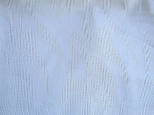 #6 WHITE SCROLLY DESIGNS ON WAFFLE PIQUE JACQUARD COTTON 30″ X 44″ - Picture 1 of 1