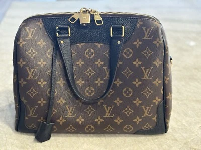 Bolso de mano Louis Vuitton Retiro casi nuevo monograma lona negro M50058 Foto 1 de 4