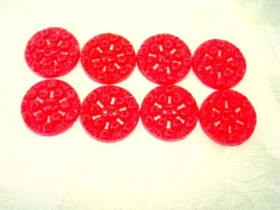 Set of 8 Vintage Red Plastic Sew Through Flowers Buttons 7/8 In. KJ - Image 1 of 4