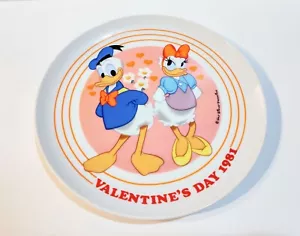 SCHMID WALT DISNEY VALENTINE’S DAY 1981 DONALD DUCK & DAISY THIRD EDITION PLATE - Picture 1 of 9