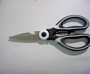 1pc crafts Sewing etc Shears Scissors etc. Black, size 8"----------# lot10 - Picture 1 of 6