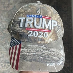 Cappello mimetico Trump 2020 Keep America ottimo made in USA - Foto 1 di 5