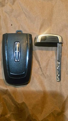 2020-23 Lincoln SUV Remote Keyless Entry Key Fob Transmitter M3N-A2C931426 OEM - Image 1 of 4