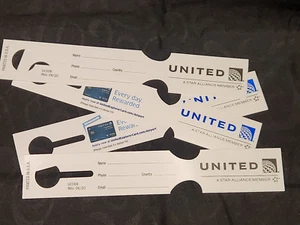 United Airlines Official Plastic Luggage Tag Set of 4 Blue White Black Travel - Picture 1 of 1