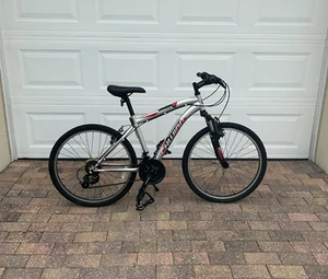 Schwinn Ranger 24" Mountain Bike - Picture 1 of 8