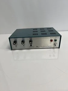 TOA Solid State PA-Amplifier TA-955 Powers Up Tested Working - Picture 1 of 12