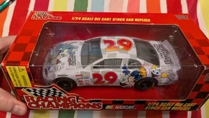 TOM &JERRY Cartoon Network Stock Car Die Cast Replica 1/24 Scale 1997 - Picture 1 of 4