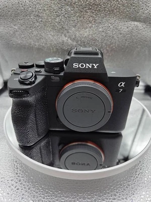Sony Alpha 7 IV ILCE-7M4 Mirrorless Camera Body – Shutter Count 4064 JP - Image 1 of 4