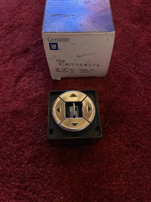NOS GM 1992-1999 Buick LeSabre Power Side View Mirror Switch Control 25554276 - Image 1 of 4