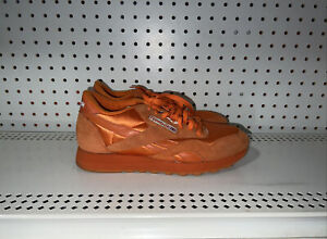 VINTAGE 1980s Reebok Classic Mens Athletic Shoes Sneakers Size 8.5 Orange