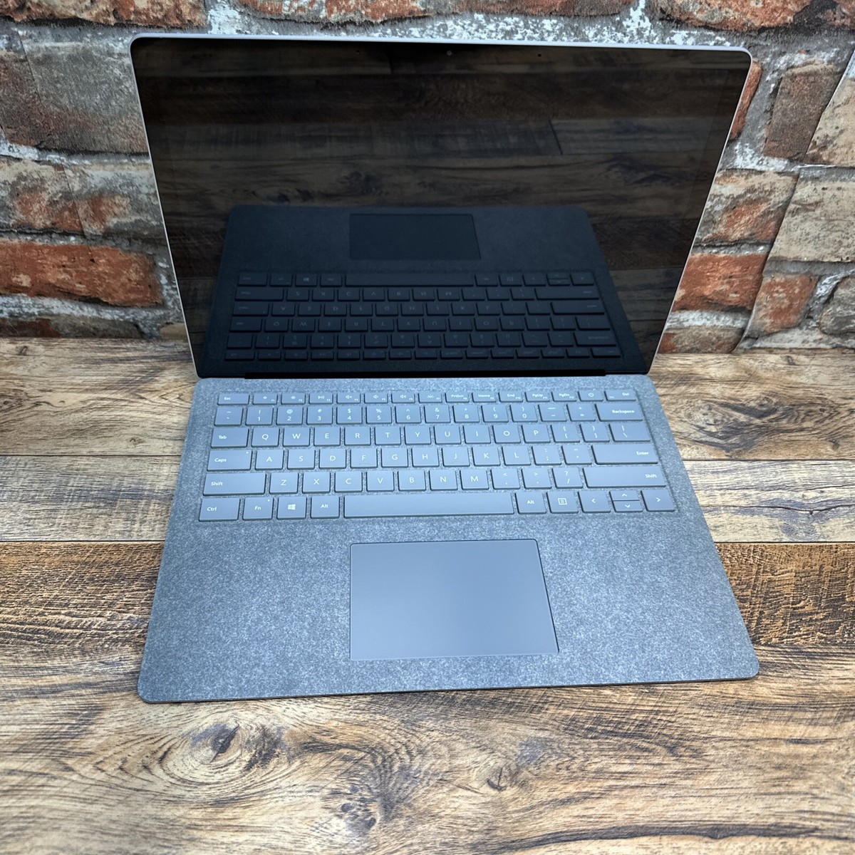 Las mejores ofertas en Plata Microsoft Surface Laptop Las mejores ofertas en Plata Microsoft Surface Laptop