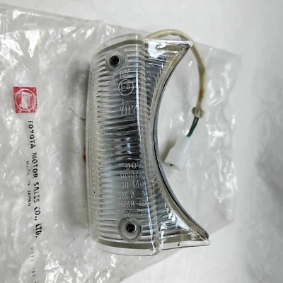 MARCADOR DELANTERO TOYOTA CORONA RT100 LUCES DE GIRO LUCES NOS RH JAPÓN Foto 1 de 4