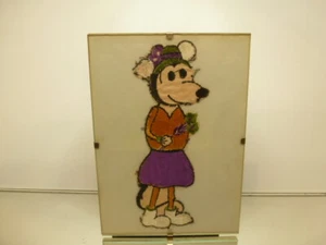 VINTAGE WALT DISNEY MINY(?) MOUSE - EMBROIDERY - L16.5cm VERY RARE - FRAMED - Imagen 1 de 7
