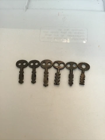 Lot Of 6 Antique Scandinavian Padlock Keys Old Variety Cover