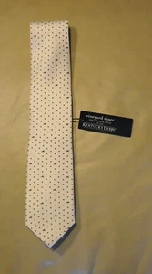 NWT Men's Vineyard Vines Kentucky Derby Polka Dot Tie Color Marshmallow Size 58 - Picture 1 of 7