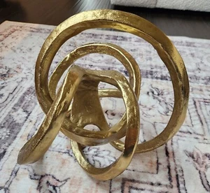Regina Andrew Large Metal Knot In Gold - Picture 1 of 5