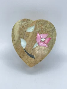 Handgeschnitzte herzförmige Stein Schmuckschatulle Intarsien Abalone Netzseiten - Bild 1 von 6