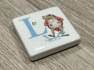 Beatrix Potter Peter Rabbit 'L' Mr Jeremy Fisher Ceramic Tile Fridge Magnet - Picture 1 of 2
