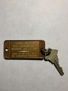 Des Laurentides Motel Hotel Room Key Fob with Key Beauport Quebec Canada #209 - Picture 1 of 2