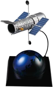 Hasegawa 1/200 HUBBLE SPACE TELESCOPE THE REPAIR 20th ANNIVERSARY Kit SP526 New - Picture 1 of 7