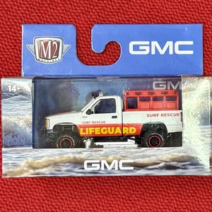 M2 Machines 1998 GMC Sierra 1500 4x4 Lifeguard S137 O'Reilly Exclusive 1/6,504  - Picture 1 of 6