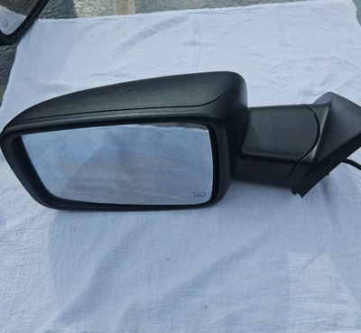 Espejo de puerta Lt Side Ram 2500 Foto 1 de 3