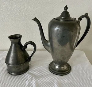 Vintage Zinn Kaffeekanne & Sahnekrug Set klassisch Kolonialstil Patina - Bild 1 von 7
