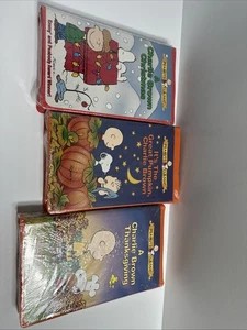 Peanuts Lot x3 Charlie Brown Holiday (sealed) VHS Clamshell Great Pumpkin X-MAS - Picture 1 of 13