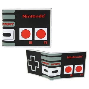 NES CONTROLLER Nintendo 4 in. Bi Fold Flat Wallet (Video Games Credit Card) - Picture 1 of 2
