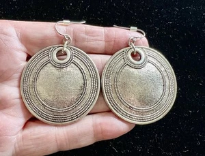 Dana Buchman Silver Large Textured Disc Statement Earrings #D-5 - Picture 1 of 4