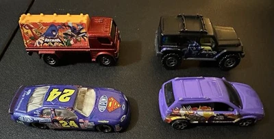Coches diecast DC Comics Batman Joker y Superman Foto 1 de 4