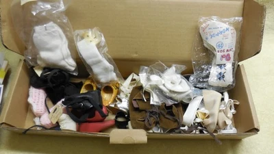 Zapatos de muñeca vintage 2 cajas completas cuero y tela / caja de goma lote ideal fairyland Foto 1 de 4