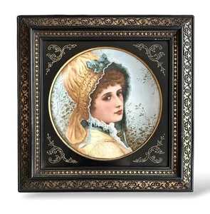Bessie Gibson Porcelain Portrait Plate Victorian Eastlake Frame - Picture 1 of 6